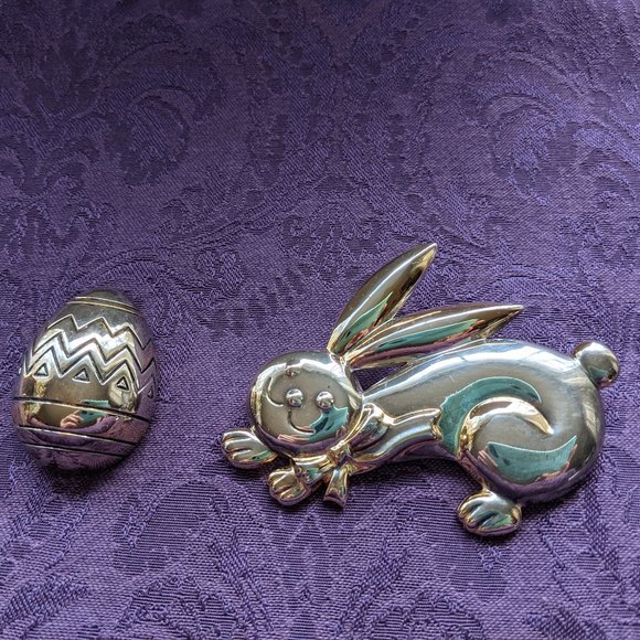Bunny Rabbit & Egg Brooch & Pendant - Picture 7 of 11